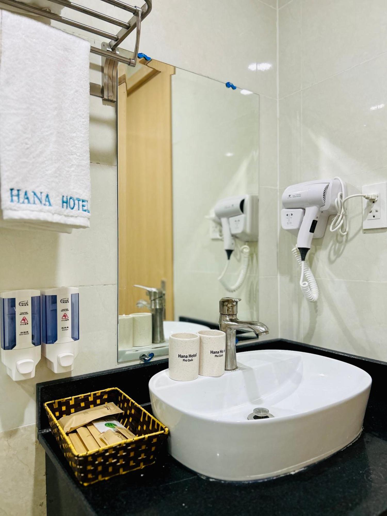 Hana Hotel Sonasea Night Market Phu Quoc Esterno foto