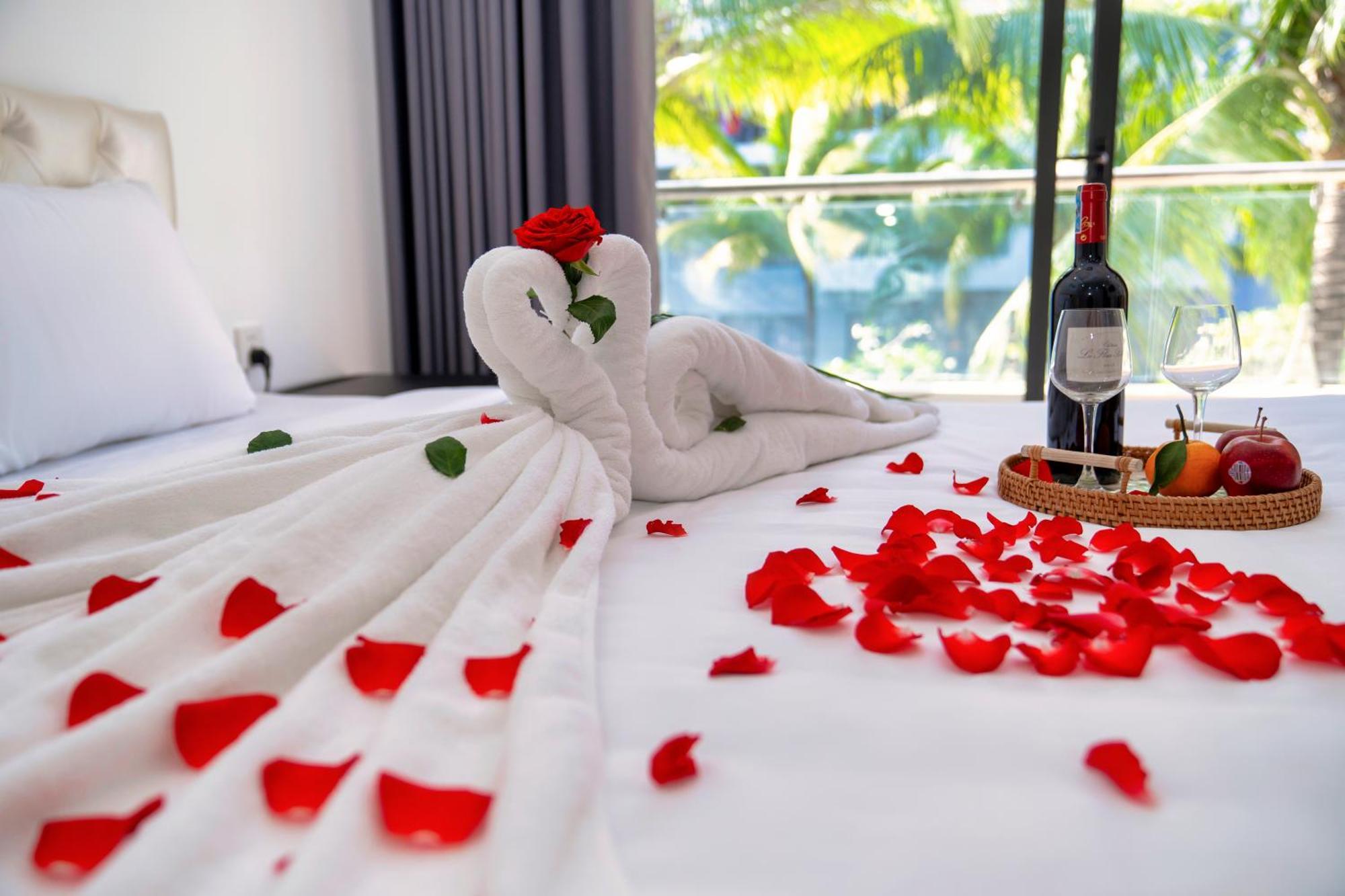 Hana Hotel Sonasea Night Market Phu Quoc Esterno foto