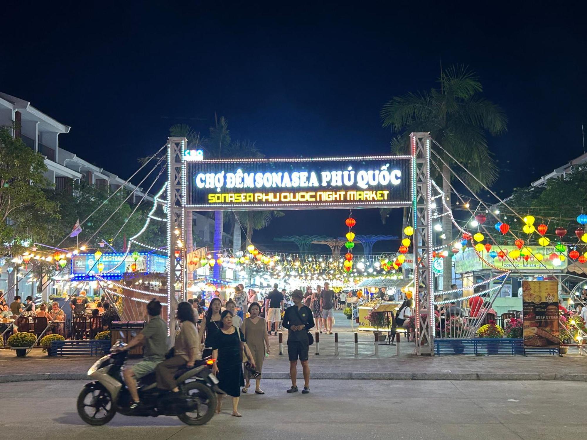 Hana Hotel Sonasea Night Market Phu Quoc Esterno foto